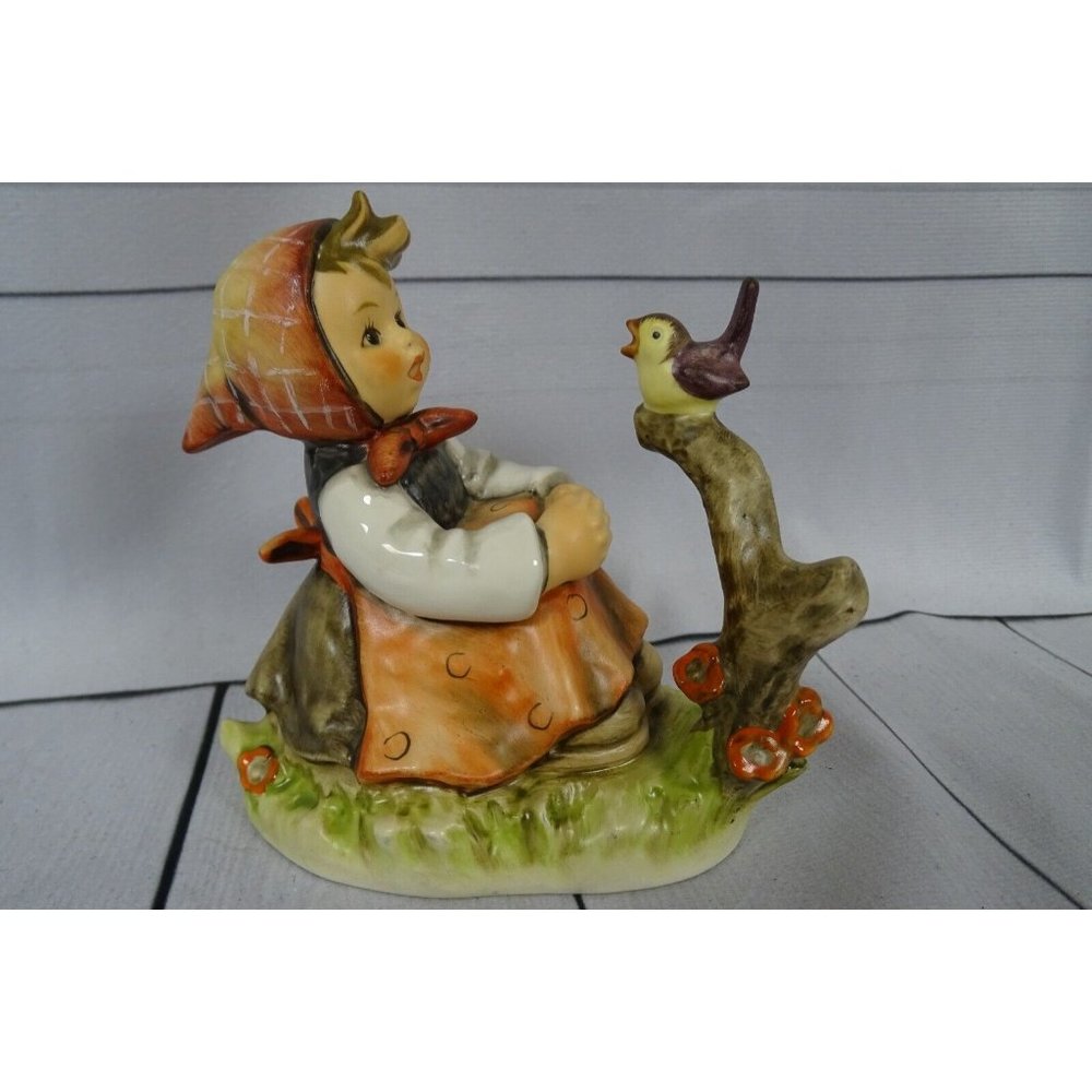 Hummel Goebel Figurine "In Tune" #414 TMK6/no Bee,NoV ,W. Germany, signed 1982